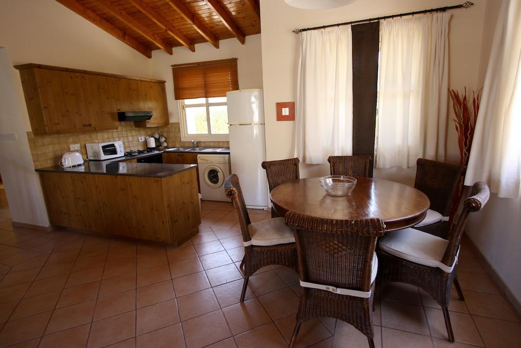 פיסורי Amoroza Villa חדר תמונה